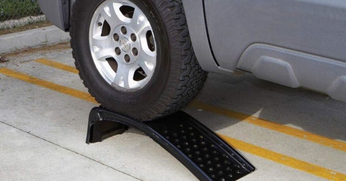 The Best Car Ramps | AutoGuide.com