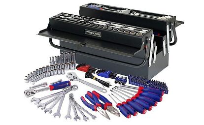 Buyer's Guide: The Best Tool Sets for Mechanics | AutoGuide.com