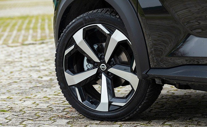 Buyer's Guide: The Best SUV Tires