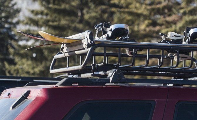 Top 10 Best Ski and Snowboard Racks for Cars | AutoGuide.com