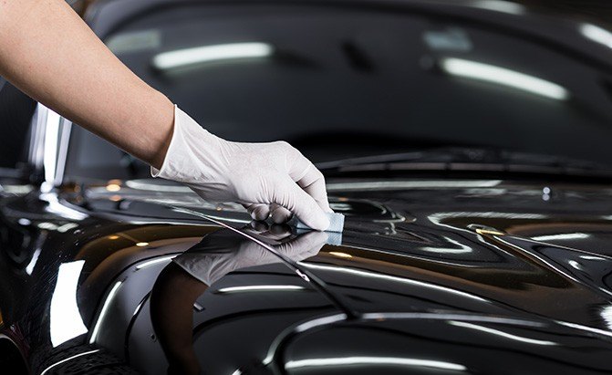 Top 5 Best Waxes for Black Cars for That Unbeatable Shine