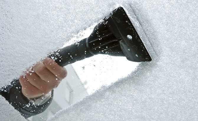 The Best Heated Ice Scrapers to Help See You Through Winter Weather ...