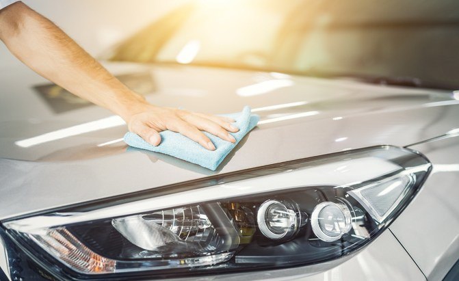 The Best Car Cleaning Products to Keep That New Car Shine | AutoGuide.com