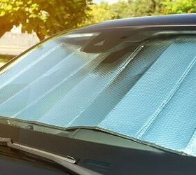 Sun Reflector Windscreen. Protection of the Car Panel from Direc