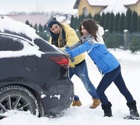 8 Steps for When Your Car is Stuck in The Snow