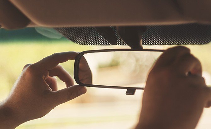 The Best Rear View Mirrors Let You Look Back Without Anger | AutoGuide.com