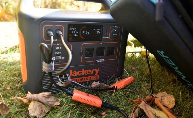 autoguide tests jackery explorer 1500 portable power station