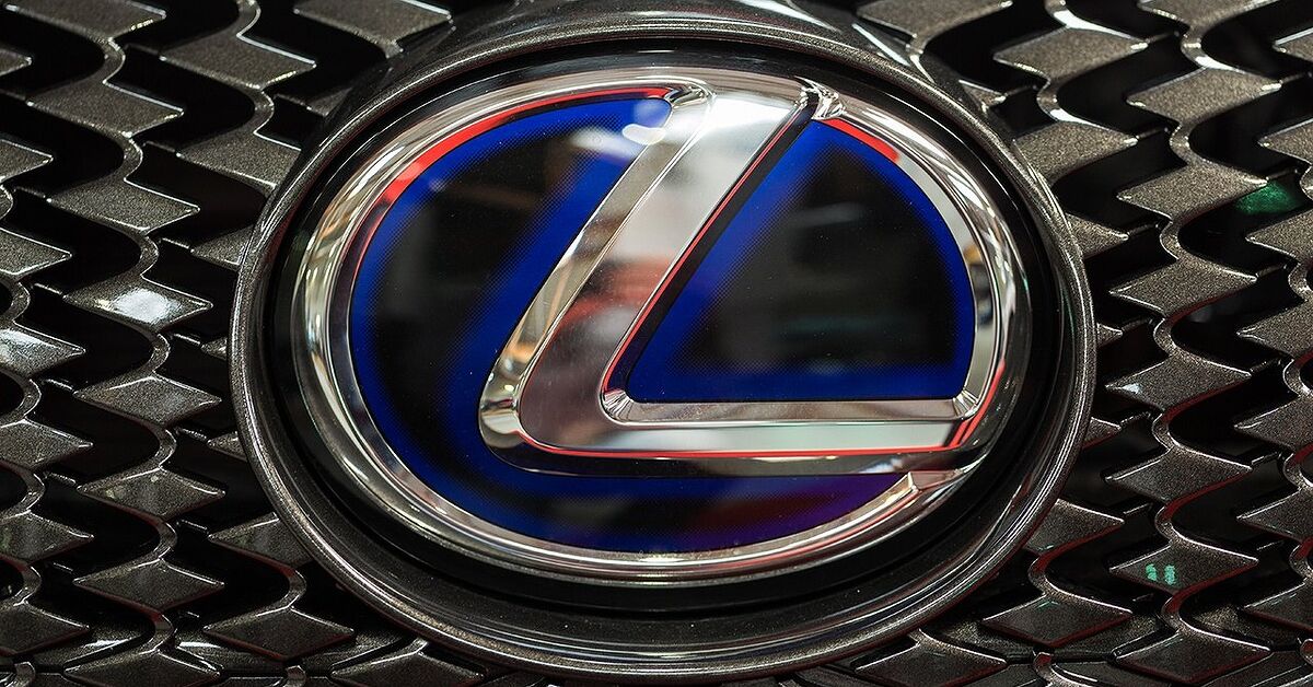 How Much Does Lexus Maintenance Cost AutoGuide how-much-does-lexus-maintenance-cost-autoguide