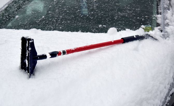 the best ice scraper and snow brush for winter