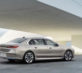 2023 bmw 7 series and i7 bring tons of tech and divisive looks to bmw flagship