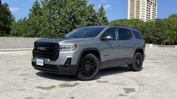 2023 gmc acadia vs 2023 kia sorento comparison