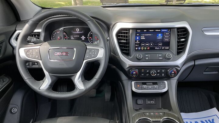 2023 gmc acadia vs 2023 kia sorento comparison