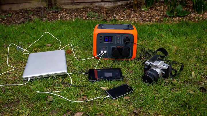 best power banks for charging your outdoor adventures