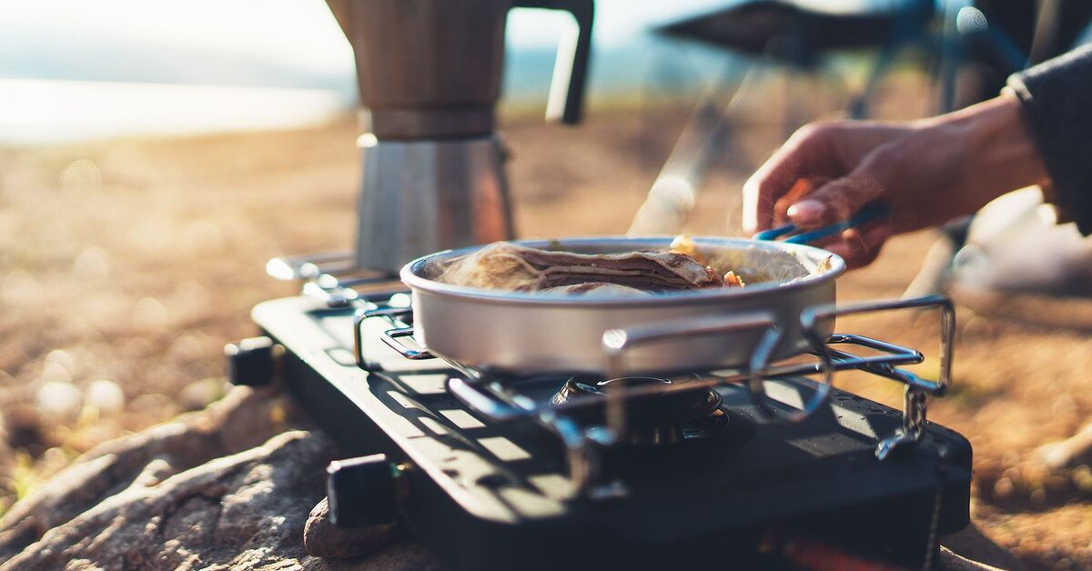 https://cdn-fastly.autoguide.com/media/2023/08/18/16201/the-best-camping-stoves-for-better-meals-in-the-great-outdoors.jpg?size=1200x628
