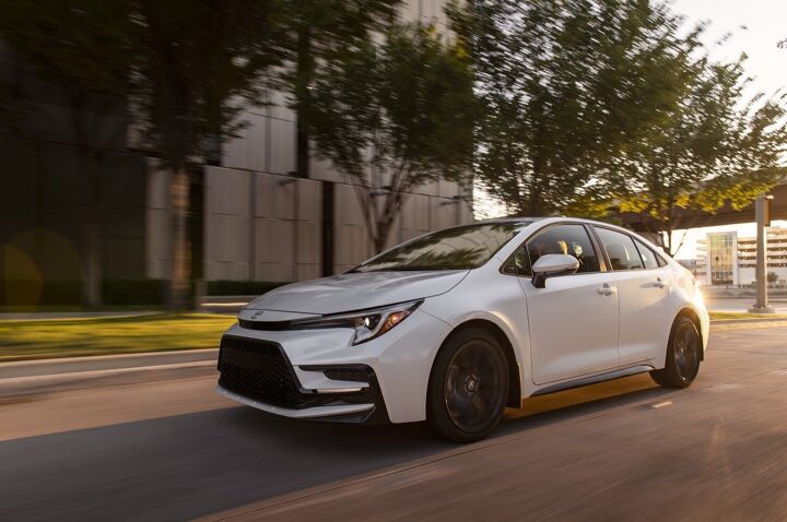 toyota corolla le vs se which trim is right for you