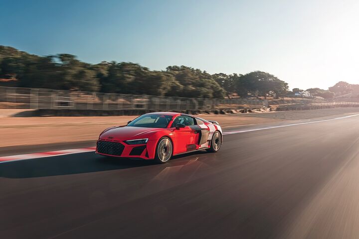 Gallery - Audi R8 Takes Its Last Laps | AutoGuide.com