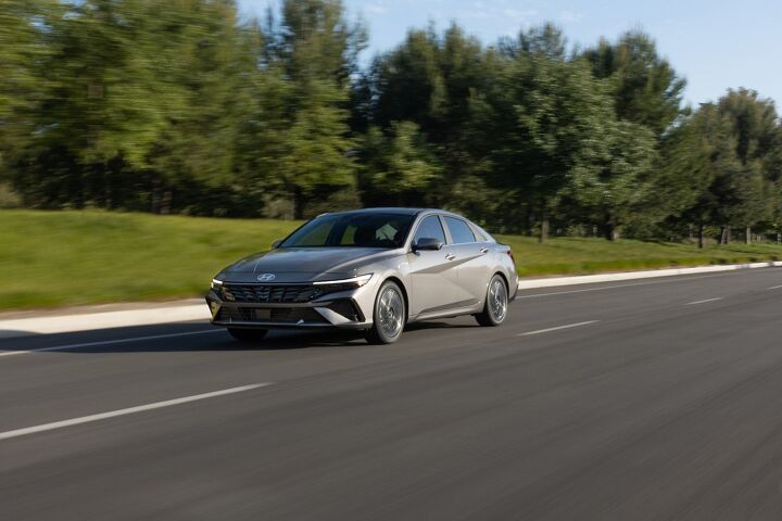 2024 Hyundai Elantra Exterior