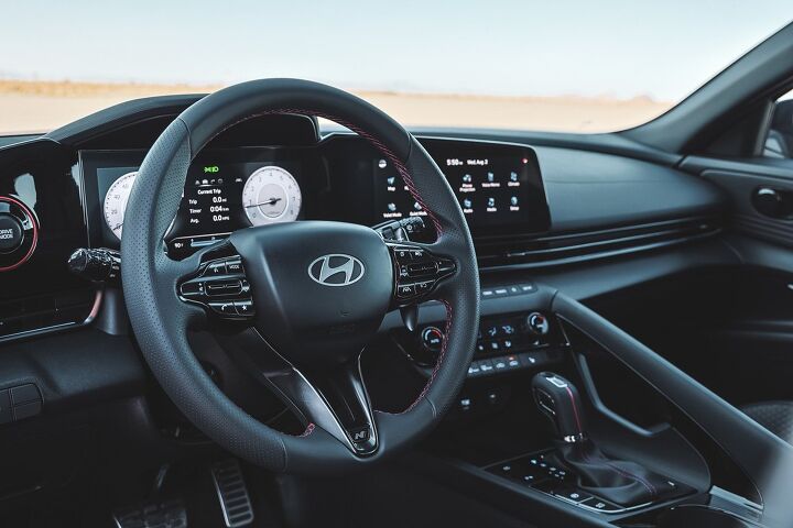 2024 Hyundai Elantra Interior