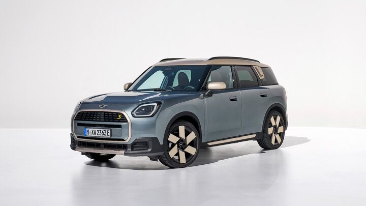 2025 Mini Countryman EV Ushers In Mini's Electric Era