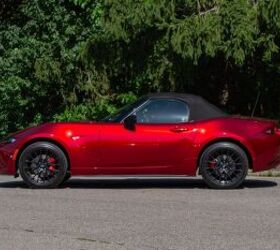 3 things we love about the 2023 mazda mx 5 miata and 1 we dont