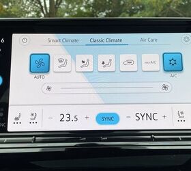 How to clean a car touchscreen – A step-by-step guide