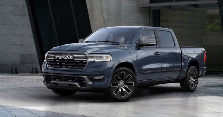 2025 Ram 1500 Ramcharger Extends the Electric Pickup Range—With Gas