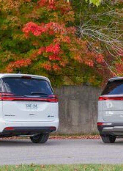 Kia Carnival Vs Chrysler Pacifica Comparison AutoGuide.com