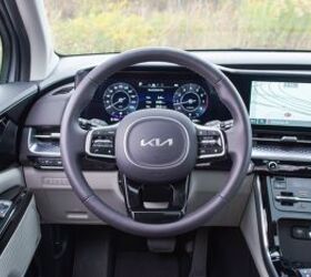 Kia Carnival Vs Chrysler Pacifica Comparison | AutoGuide.com