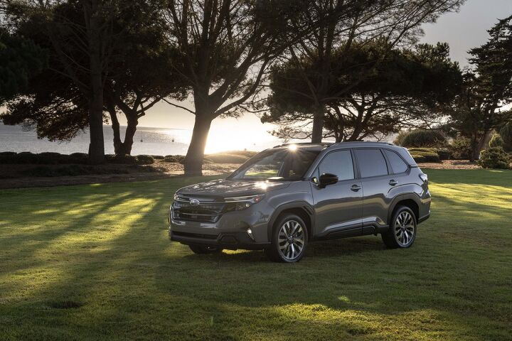 all the photo details on the 2025 subaru forester