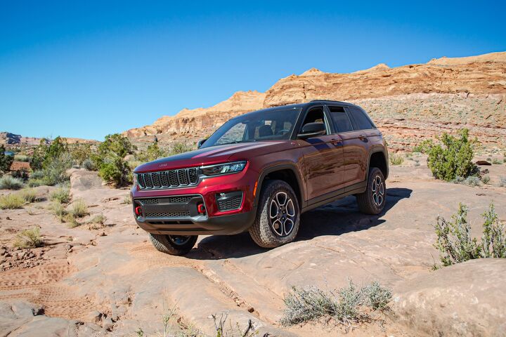 the 20 best selling cars trucks and suvs of 2023