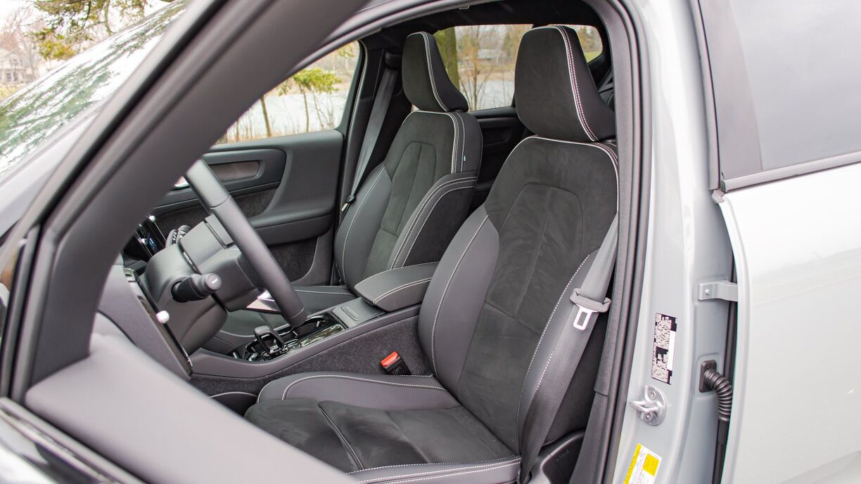 41 Photos of Volvo's First Rear-Drive Car This Century | AutoGuide.com