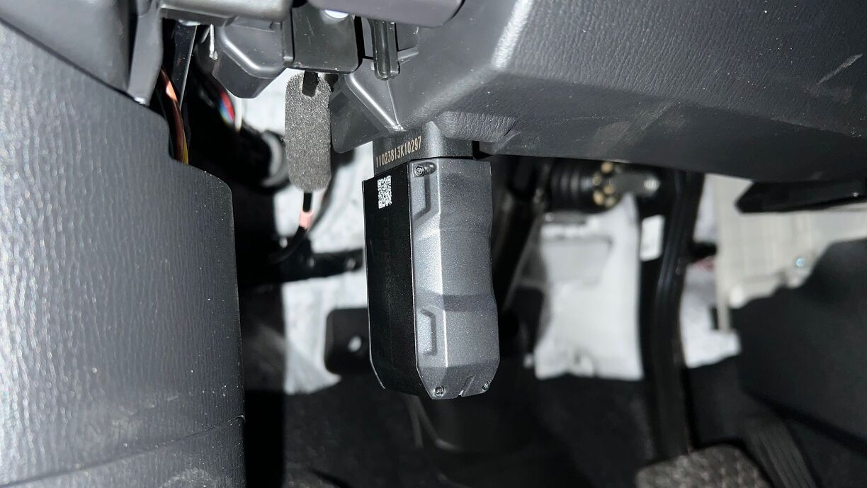 How to Use An OBD2 Scanner | AutoGuide.com