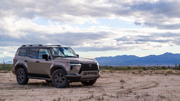 60 Photos of the Boxy-Cool 2024 Lexus GX Exploring the Desert
