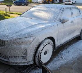 We started by using the HydroSuds Ceramic Car Wash Soap | Photo credit: Jason Siu / AutoGuide.com
