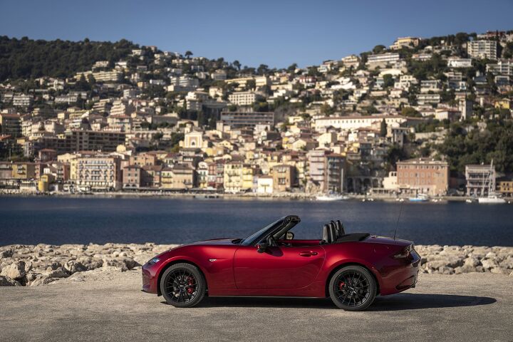 top 10 best cars under 30 000, Honorable Mention Mazda MX 5 Miata