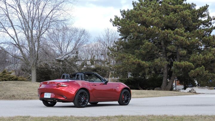 The Current Mazda MX-5 Miata is (Mostly) Timeless