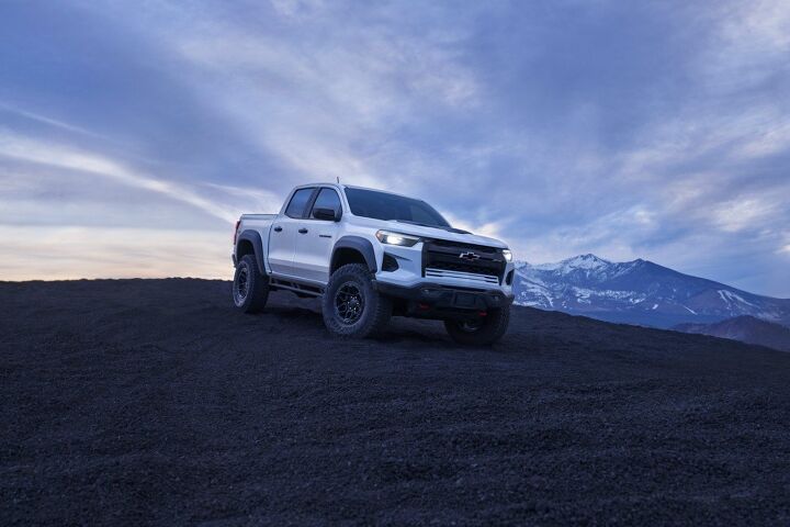 these are the 10 hottest vehicles at dealerships right now, Chevrolet Colorado