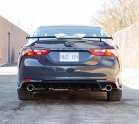 The dual exhaust system doesn't just look good, it helps the stout V6 sound great too.