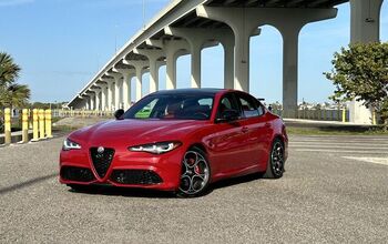 28 Photos That Prove Alfa Romeos Look Best in Red