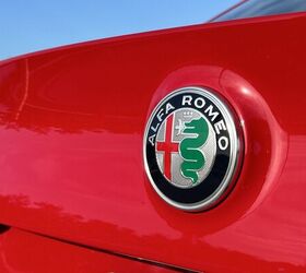 28 photos that prove alfa romeos look best in red