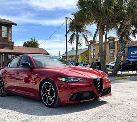 28 photos that prove alfa romeos look best in red