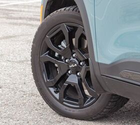 Black-out 18-inch alloy wheels are unique to the X-Line trim.