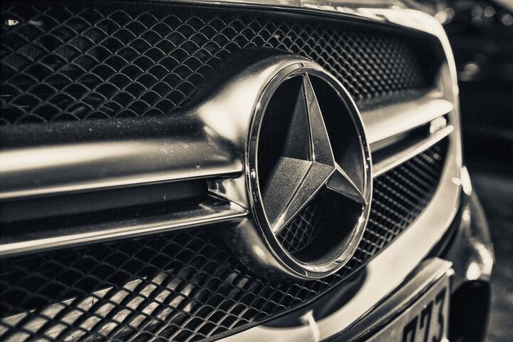 10 brands with the most loyal customers, Mercedes Benz 27 9