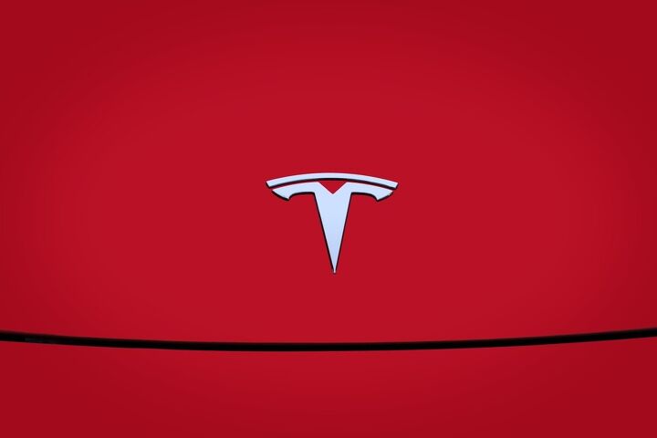 10 brands with the most loyal customers, Tesla 24 7