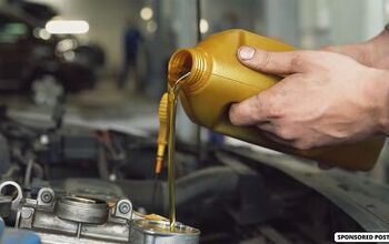 Keep Your Vehicle Factory Fresh with the Right Motor Oil