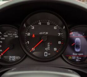 The 718's dials remain as easy to read as ever. Photo credit: Kyle Patrick