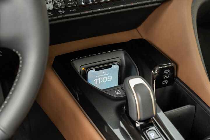 Note to other automakers: wireless chargers like this, please. Image credit: Toyota Note to other automakers: wireless chargers like this, please. Image credit: Toyota