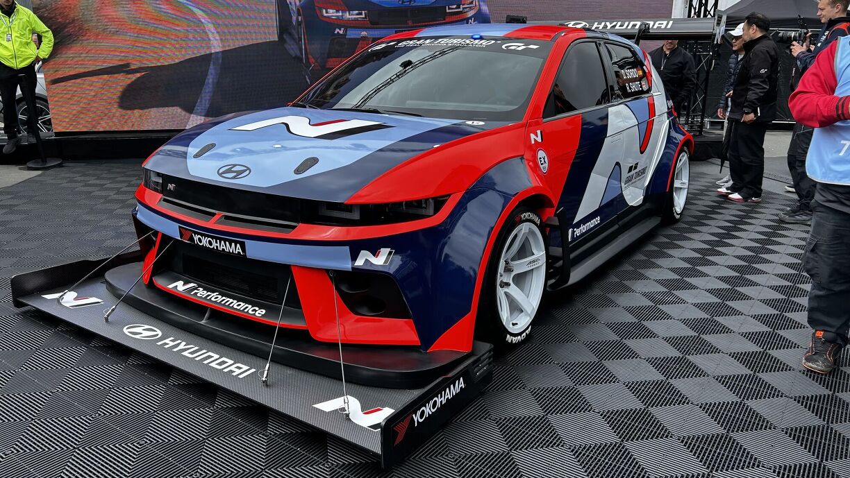 The 24h Nürburgring Shows How Serious Hyundai’s N Division Really Is ...