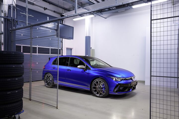 2025 Volkswagen Golf R: All The Details | AutoGuide.com