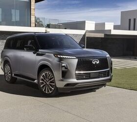 The 2025 Infiniti QX80 retains its presence